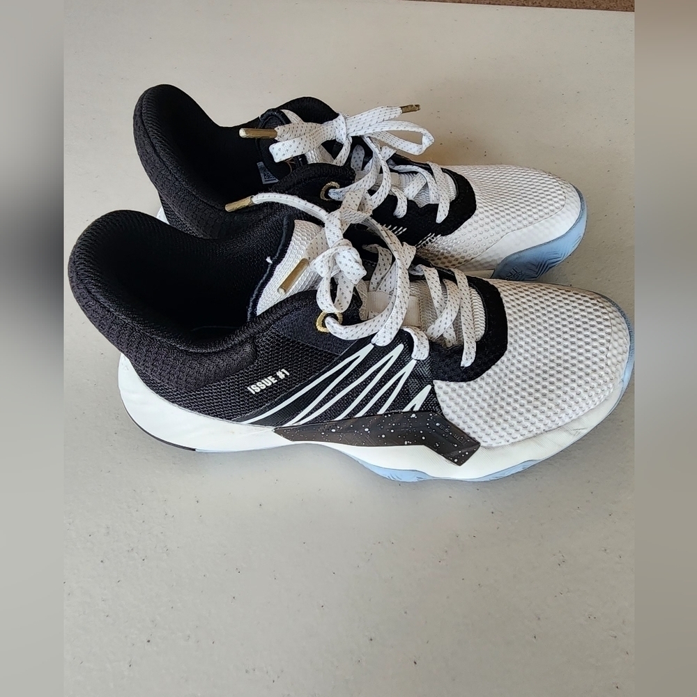 Adidas D.ON. Issue #1 Black and White Kids Shoes Size 2